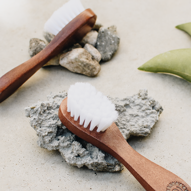 Lotus Wood Exfoliating Brush