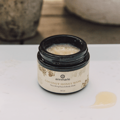 Coconut Pearl Powder™ - Brightening Mask & Scrub