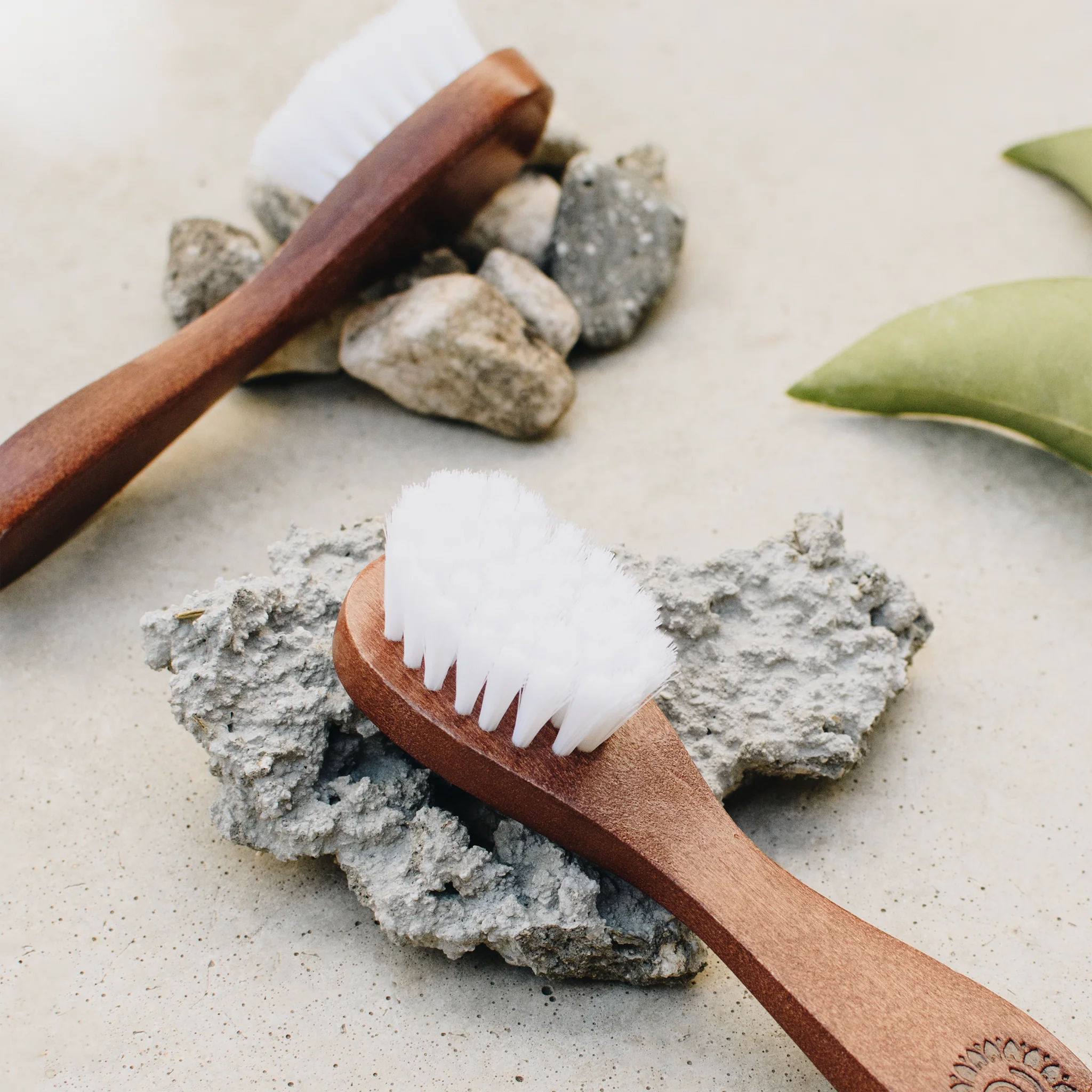 Exfoliating face brush deals