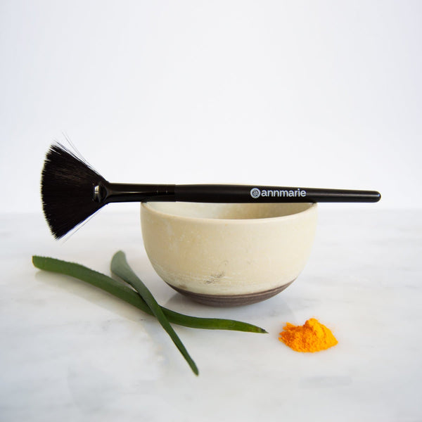 Mask Treatment Bowl & Applicator Brush Image Alt